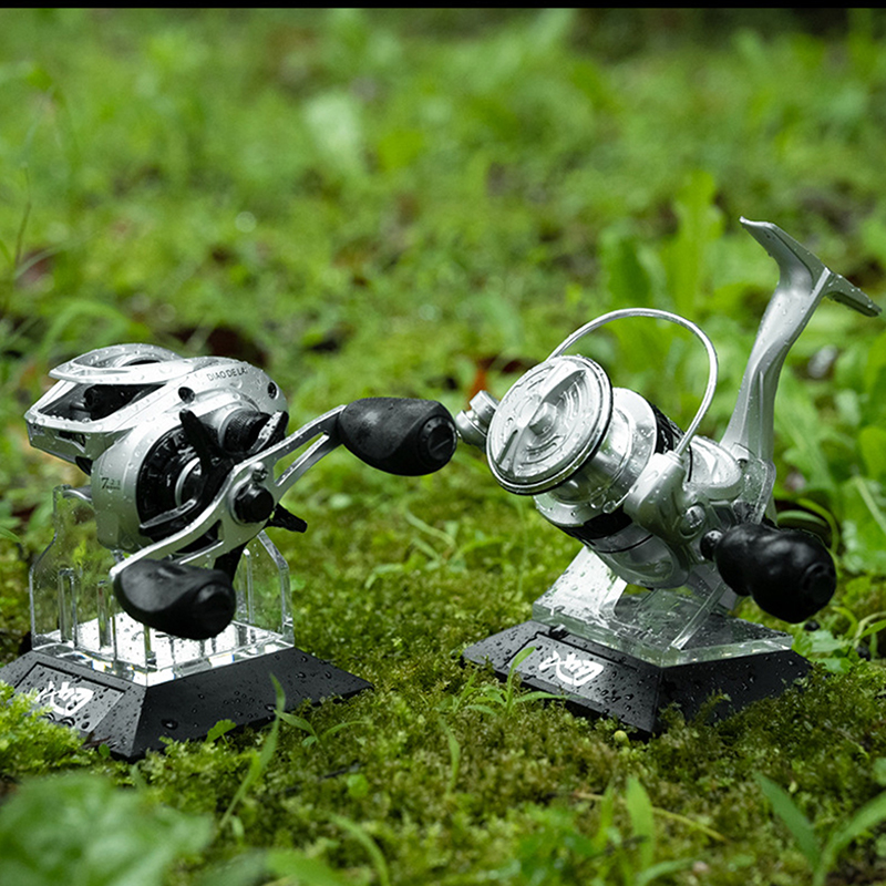 Supporto Espositivo per Muline - Baitcasting Reel recensione e prezzo